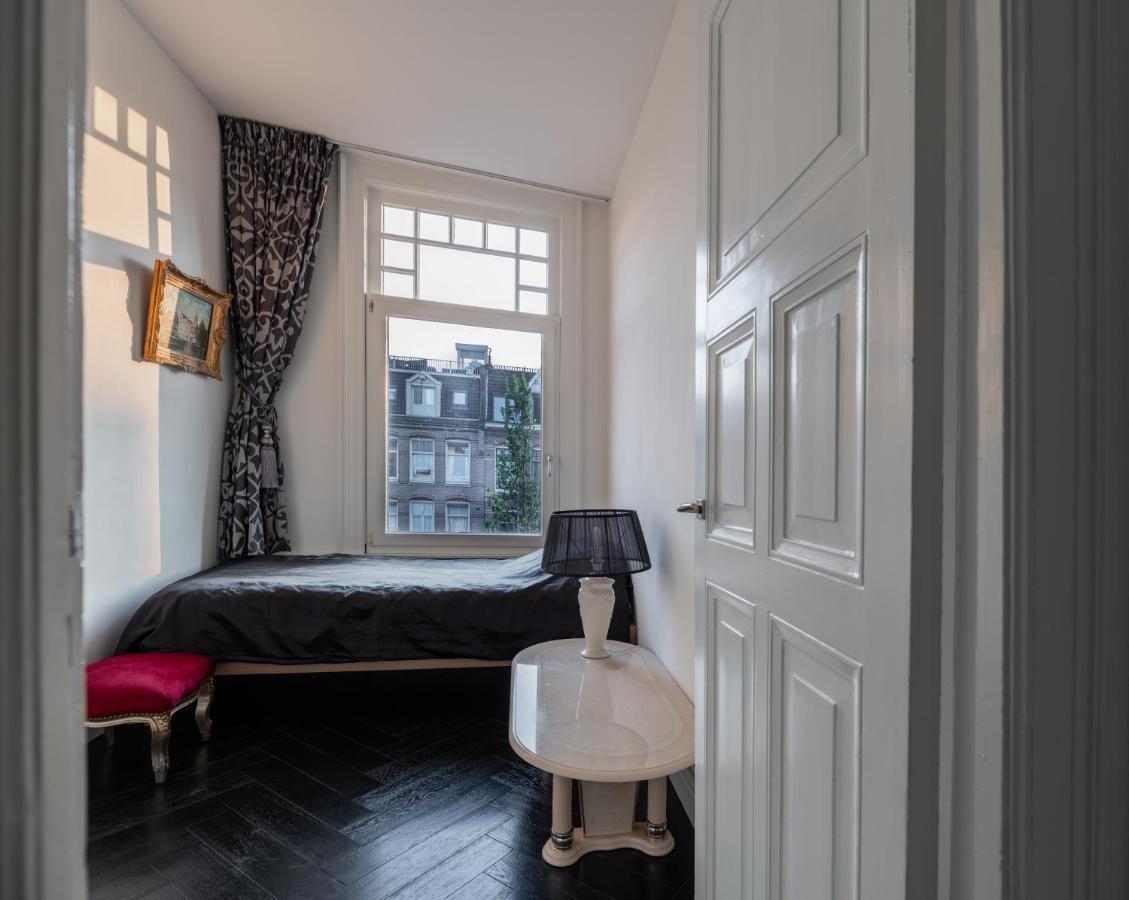 Sezane'S Lodges Amsterdam Exterior photo